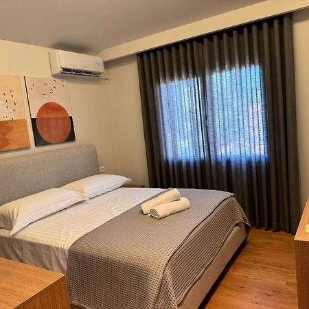 Апартаменты Izi Boutique Тирана Экстерьер фото