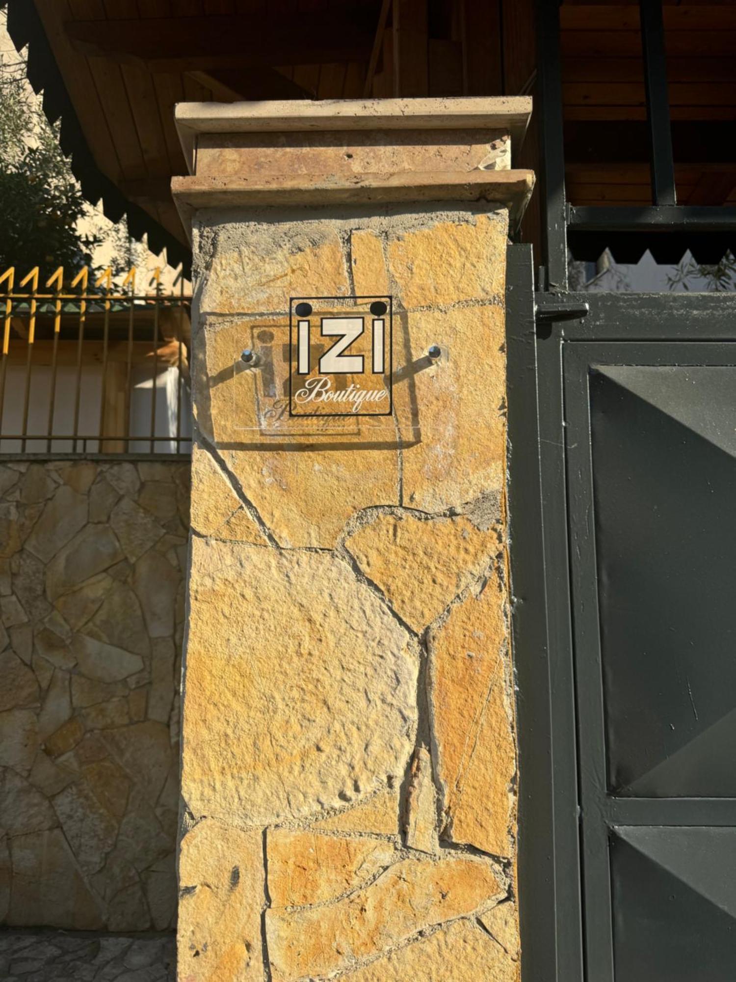 Апартаменты Izi Boutique Тирана Экстерьер фото